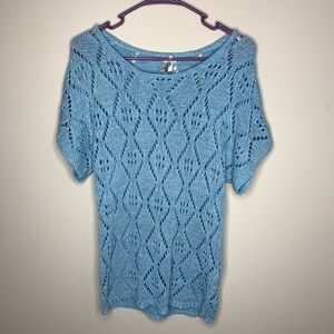 Leo & Nicole sweater small